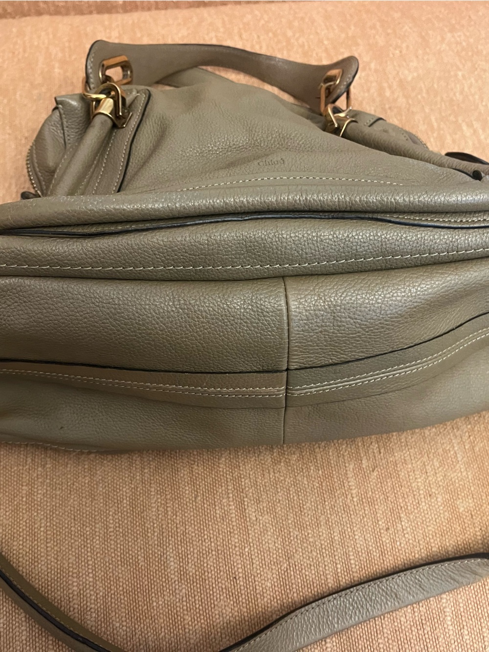 Chloé Paraty Handbag
FLAW * Bag - Women's Handbag - Picture 8 of 15